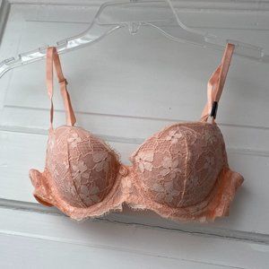 NWT Victoria’s Secret Lace Demi Bra